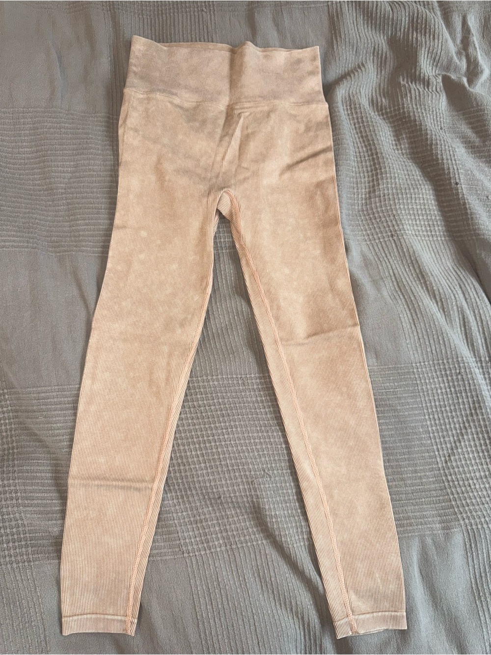 Anwnd sports set ribbed leggings and bra